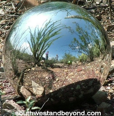 045-B Glass Gazing Ball 14 inch Silver Garden Globe Sphere